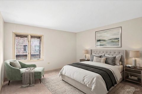 Tiny photo for 1730 W GALENA Boulevard #305W, Aurora, IL 60506 (MLS # 12668442)