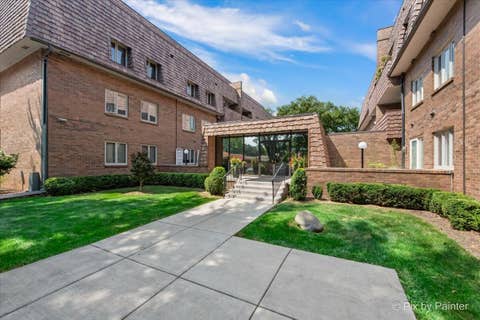 Photo of 1730 W GALENA Boulevard #305W, Aurora, IL 60506 (MLS # 12668442)