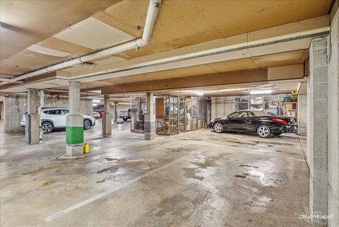 Tiny photo for 1730 W GALENA Boulevard #305W, Aurora, IL 60506 (MLS # 12668442)