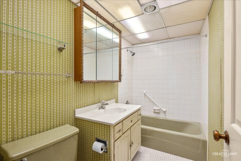 Tiny photo for 1730 W GALENA Boulevard #305W, Aurora, IL 60506 (MLS # 12668442)