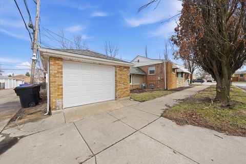Tiny photo for 2658 W 83rd Street, Chicago, IL 60652 (MLS # 12619902)
