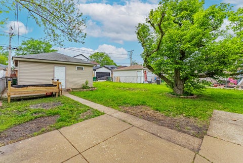 Tiny photo for 1330 Ridgeland Avenue, Berwyn, IL 60402 (MLS # 12708596)