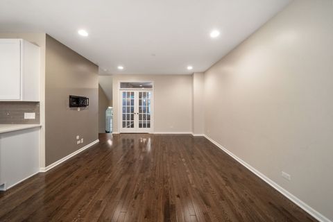 Tiny photo for 775 Lee Street, Des Plaines, IL 60016 (MLS # 12607950)