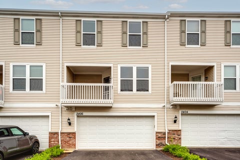 Tiny photo for 2406 NEUBAUER Circle #14-3, Lindenhurst, IL 60046 (MLS # 12688661)