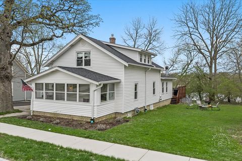 Photo of 304 S Water Street, Batavia, IL 60510 (MLS # 12585331)