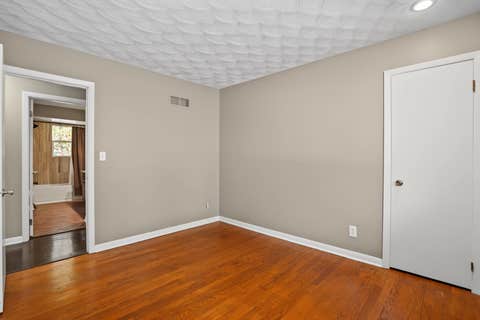 Tiny photo for 2606 Fairhaven Road, Davenport, IA 52803 (MLS # 12685688)