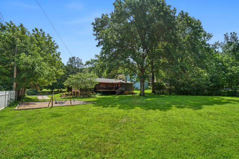 Tiny photo for 2606 Fairhaven Road, Davenport, IA 52803 (MLS # 12685688)