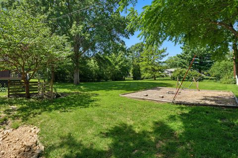 Tiny photo for 2606 Fairhaven Road, Davenport, IA 52803 (MLS # 12685688)
