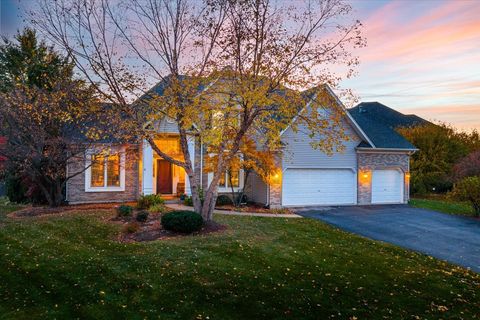 Photo of 130 Alderwood Lane, Aurora, IL 60504 (MLS # 12593617)
