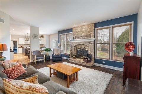 Tiny photo for 130 Alderwood Lane, Aurora, IL 60504 (MLS # 12593617)