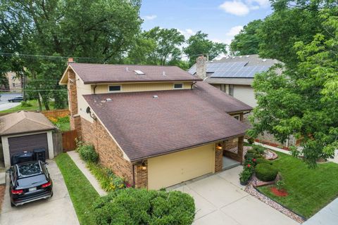 Tiny photo for 9838 S Beverly Avenue, Chicago, IL 60643 (MLS # 12336844)