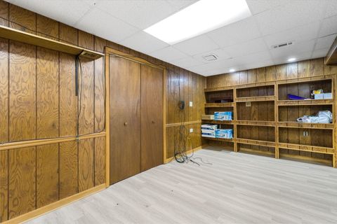 Tiny photo for 9838 S Beverly Avenue, Chicago, IL 60643 (MLS # 12336844)