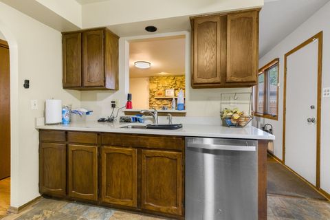 Tiny photo for 9838 S Beverly Avenue, Chicago, IL 60643 (MLS # 12336844)