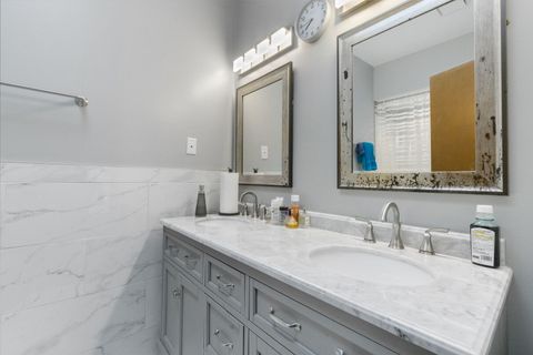 Tiny photo for 9838 S Beverly Avenue, Chicago, IL 60643 (MLS # 12336844)