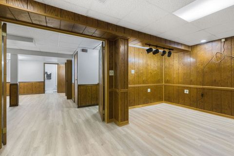 Tiny photo for 9838 S Beverly Avenue, Chicago, IL 60643 (MLS # 12336844)