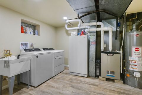 Tiny photo for 9838 S Beverly Avenue, Chicago, IL 60643 (MLS # 12336844)
