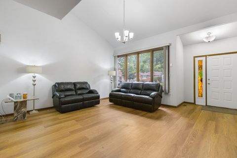 Tiny photo for 9838 S Beverly Avenue, Chicago, IL 60643 (MLS # 12336844)