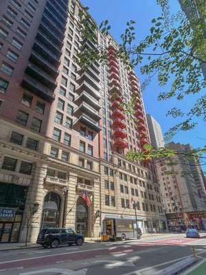 212 W WASHINGTON ST APT 1513, CHICAGO, IL 60606 - Image eb17c3ce5da30d83b0fcb43bcacc5d61/1503051923