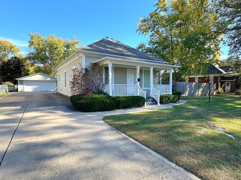 1609 S Bloomington Street Streator IL 61364