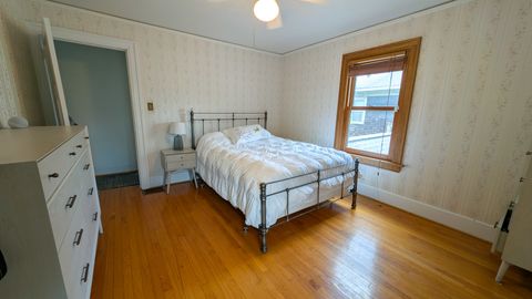 Tiny photo for 610 W Indiana Avenue W, Urbana, IL 61801 (MLS # 12604695)