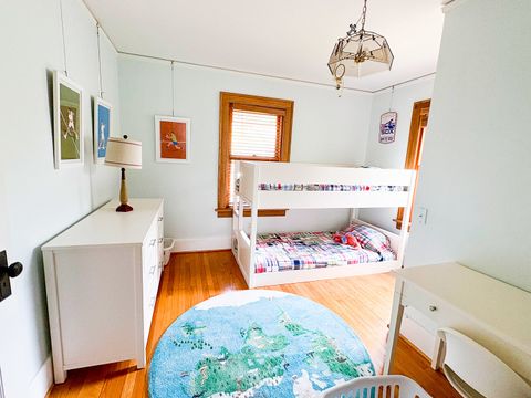 Tiny photo for 610 W Indiana Avenue W, Urbana, IL 61801 (MLS # 12604695)