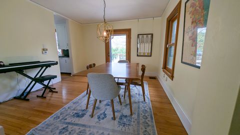 Tiny photo for 610 W Indiana Avenue W, Urbana, IL 61801 (MLS # 12604695)