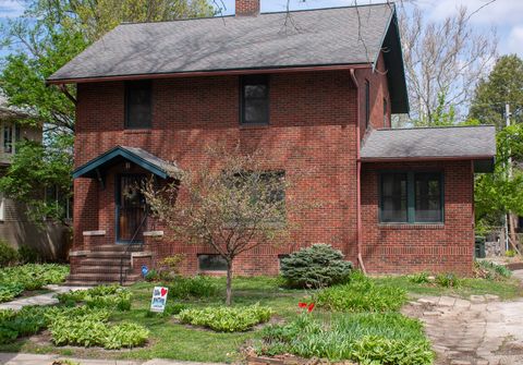 Tiny photo for 610 W Indiana Avenue W, Urbana, IL 61801 (MLS # 12604695)