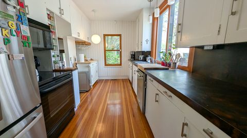 Tiny photo for 610 W Indiana Avenue W, Urbana, IL 61801 (MLS # 12604695)