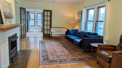 Tiny photo for 610 W Indiana Avenue W, Urbana, IL 61801 (MLS # 12604695)