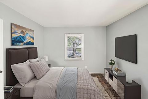 Tiny photo for 856 Notre Dame Drive, Matteson, IL 60443 (MLS # 12473429)