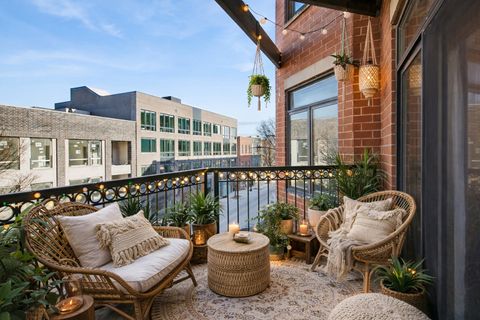 Tiny photo for 1890 N MILWAUKEE Avenue #3D, Chicago, IL 60647 (MLS # 12539120)