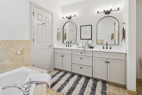 Tiny photo for 1890 N MILWAUKEE Avenue #3D, Chicago, IL 60647 (MLS # 12539120)