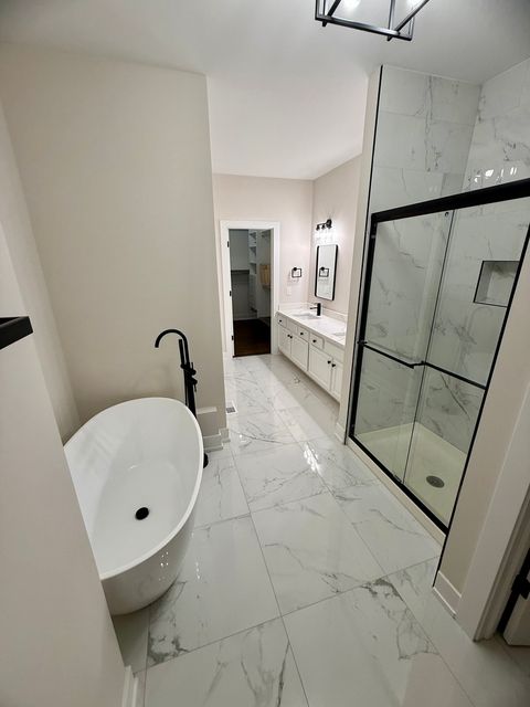 Tiny photo for 1724 Waverly Circle, St. Charles, IL 60174 (MLS # 12583063)