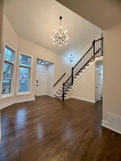 Tiny photo for 1724 Waverly Circle, St. Charles, IL 60174 (MLS # 12583063)