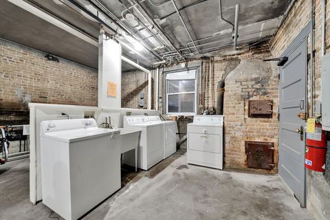 Tiny photo for 820 Washington Boulevard #G, Oak Park, IL 60302 (MLS # 12477452)