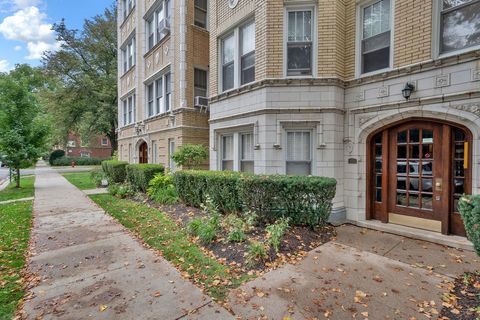 Tiny photo for 820 Washington Boulevard #G, Oak Park, IL 60302 (MLS # 12477452)