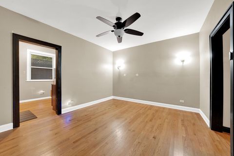 Tiny photo for 820 Washington Boulevard #G, Oak Park, IL 60302 (MLS # 12477452)