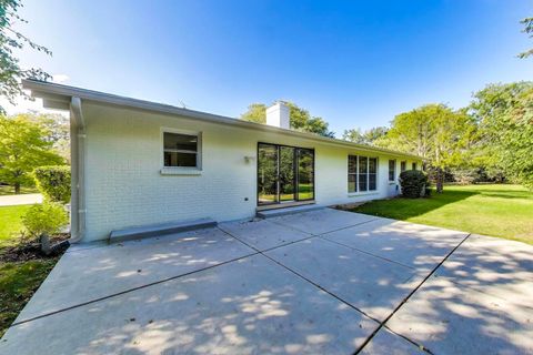 Tiny photo for 1627 S Ridge Road, Lake Forest, IL 60045 (MLS # 12483785)