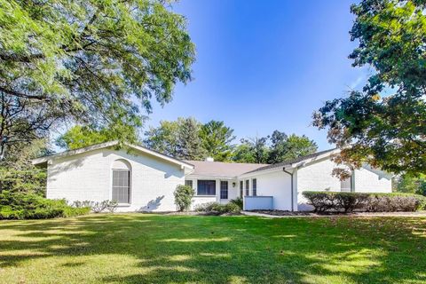 Tiny photo for 1627 S Ridge Road, Lake Forest, IL 60045 (MLS # 12483785)