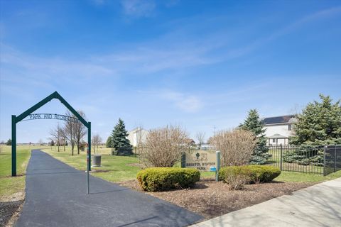 Tiny photo for 2883 McMurtrie Court, Yorkville, IL 60560 (MLS # 12605423)