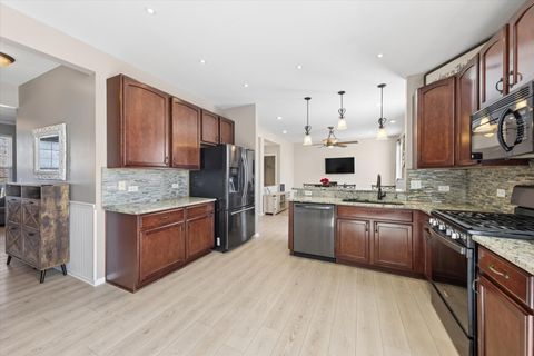 Tiny photo for 2883 McMurtrie Court, Yorkville, IL 60560 (MLS # 12605423)