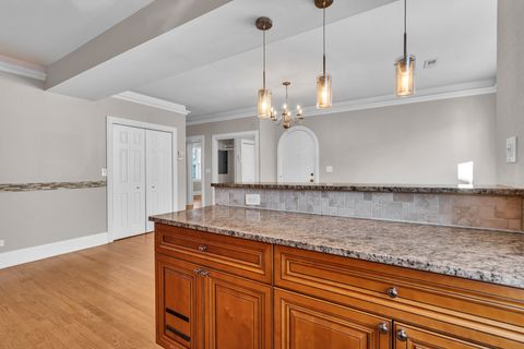 Tiny photo for 6319 N Artesian Avenue #3W, Chicago, IL 60659 (MLS # 12464515)