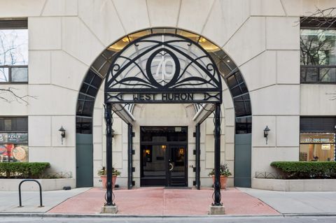 Photo of 70 W Huron Street #1704, Chicago, IL 60654 (MLS # 12576943)