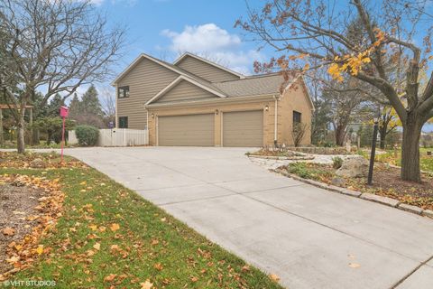 A home in Hawthorn Woods