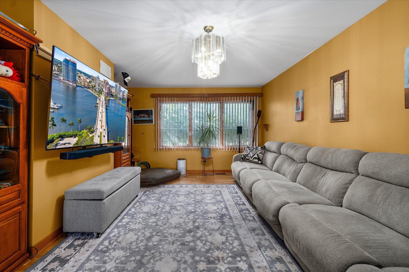 719 N President Street