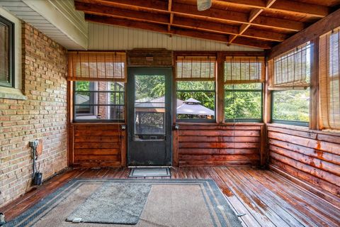 Tiny photo for 719 N President Street, Wheaton, IL 60187 (MLS # 12526902)