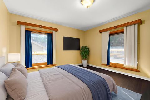 Tiny photo for 719 N President Street, Wheaton, IL 60187 (MLS # 12526902)