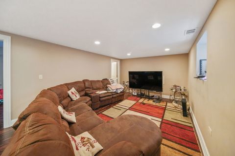 Tiny photo for 11326 S Parnell Avenue, Chicago, IL 60628 (MLS # 12487973)