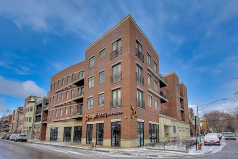 Photo of 1600 N MARSHFIELD Avenue #403, Chicago, IL 60622 (MLS # 12550393)