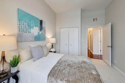 Tiny photo for 1600 N MARSHFIELD Avenue #403, Chicago, IL 60622 (MLS # 12550393)